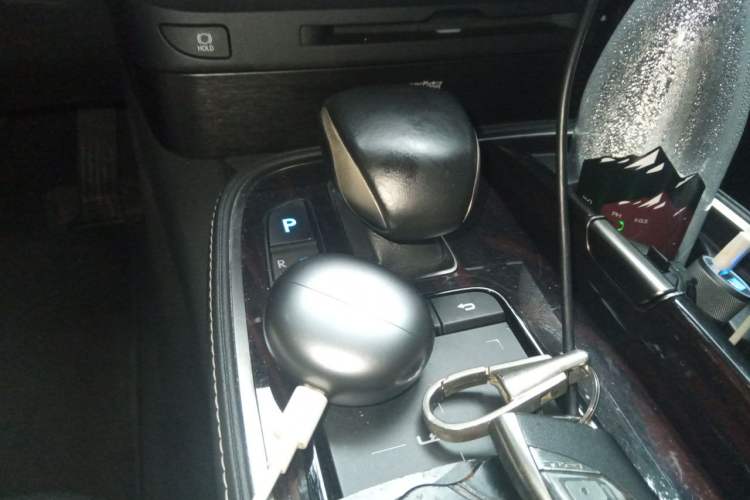 Used Lexus LS 2021 500h Luxury Edition Gear Lever