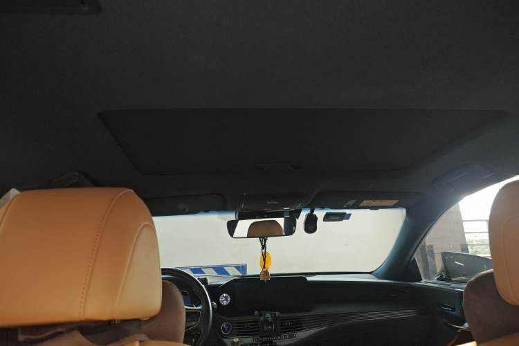 Used Lexus LS 2021 500h Excellence Edition Headliner