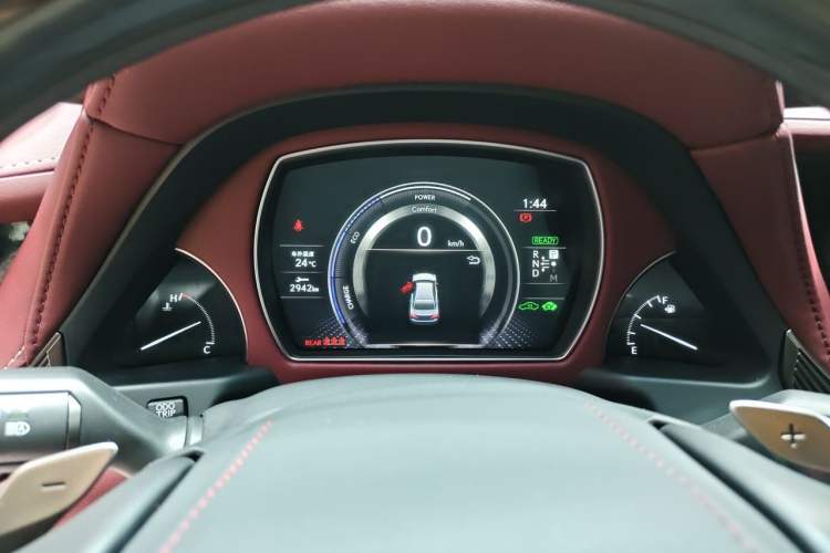 Used Lexus LS 2021 500h Executive Edition Instrument Cluster
