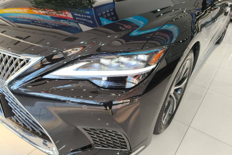 Used Lexus LS 2021 500h Excellence Edition Left Front Headlight