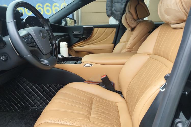 Used Lexus LS 2021 500h Luxury Edition Left Front Seat