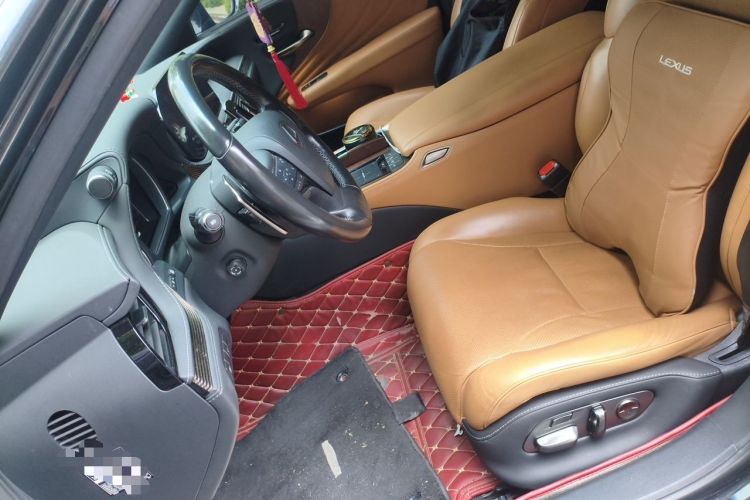 Used Lexus LS 2021 500h Excellence Edition Left Front Seat