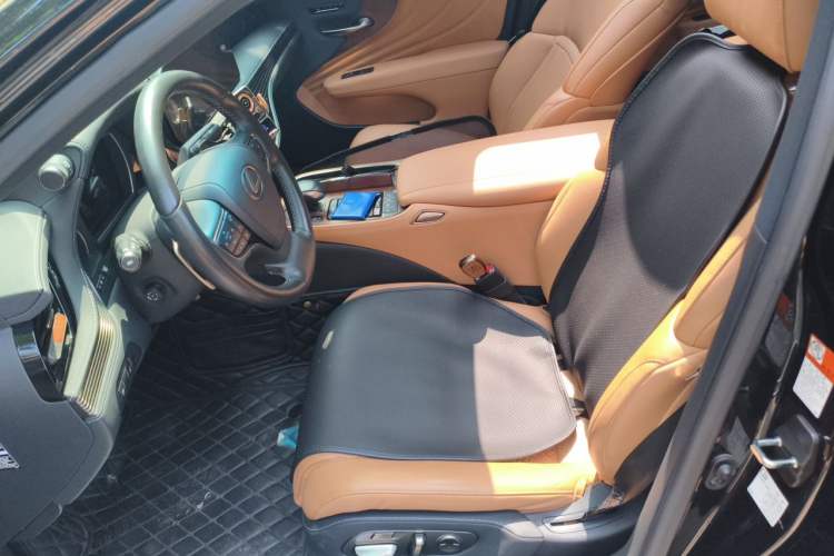 Used Lexus LS 2021 500h Excellence Edition Left Front Seat
