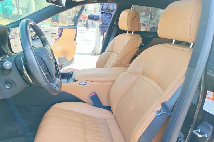 Used Lexus LS 2021 500h Luxury Edition Left Front Seat