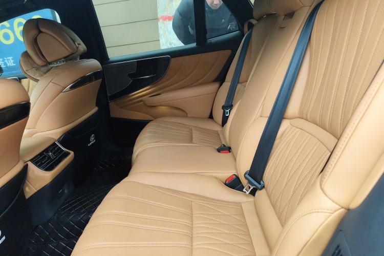 Used Lexus LS 2021 500h Luxury Edition Left Rear Seat