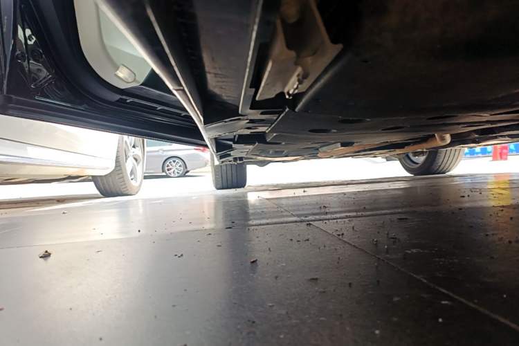 Used Lexus LS 2021 500h Executive Edition Left Side Sill