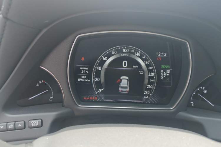 Used Lexus LS 2021 500h Luxury Edition Odometer Close Up