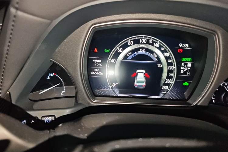 Used Lexus LS 2021 500h Zhenyue Edition Odometer Close Up