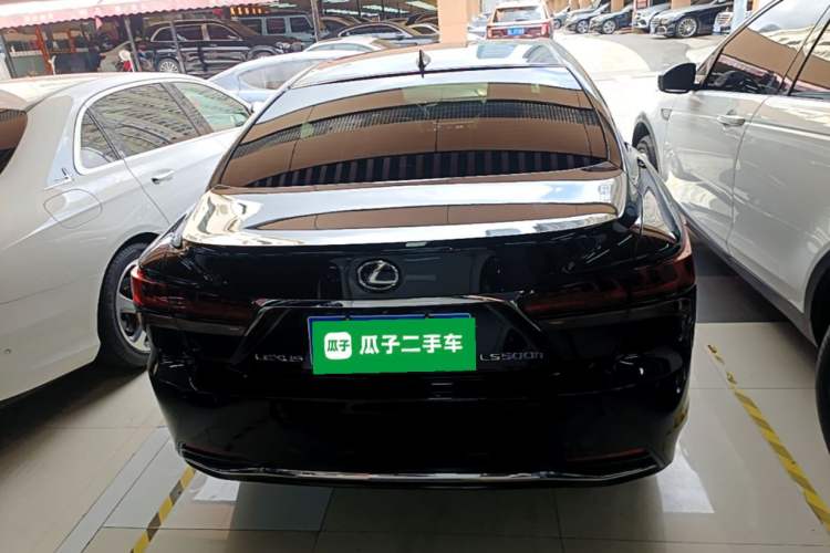 Used Lexus LS 2021 500h Executive Edition Rear