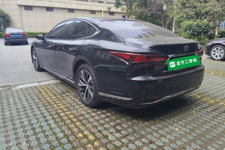 Used Lexus LS 2021 500h Excellence Edition Rear Left 45 Deg