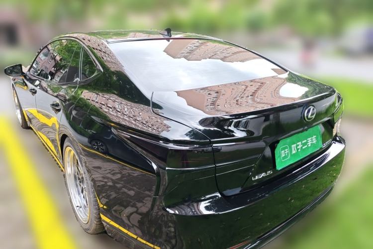 Used Lexus LS 2021 500h Executive Edition Rear Left 45 Deg