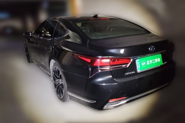 Used Lexus LS 2021 500h Executive Edition Rear Left 45 Deg