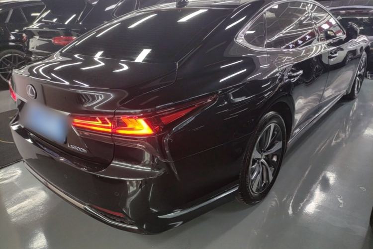 Used Lexus LS 2021 500h Zhenyue Edition Rear Right 45 Deg