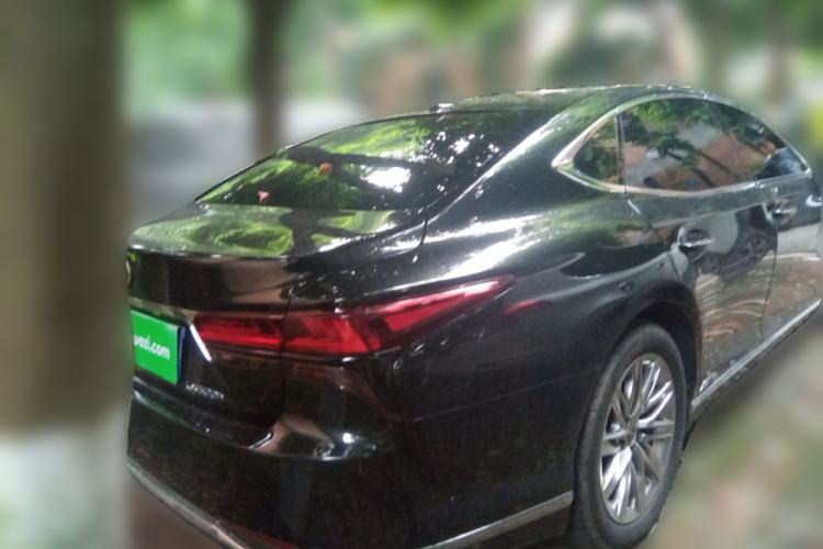 Used Lexus LS 2021 500h Luxury Edition Rear Right 45 Deg