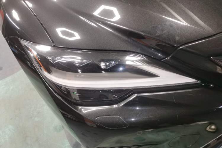 Used Lexus LS 2021 500h Excellence Edition Right Front Headlight