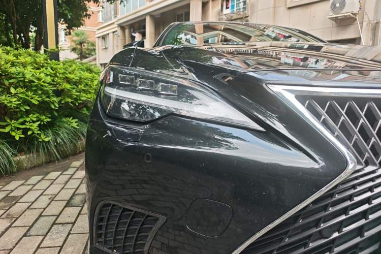 Used Lexus LS 2021 500h Excellence Edition Right Front Headlight