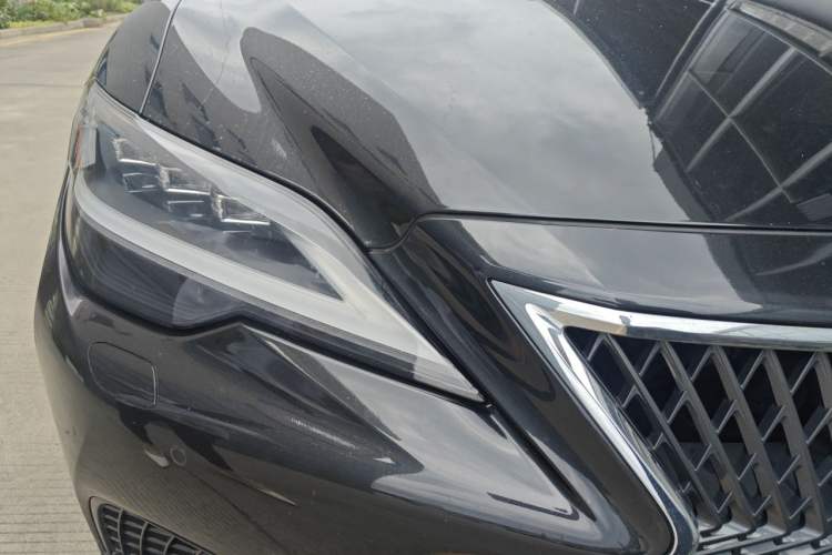 Used Lexus LS 2021 500h Luxury Edition Right Front Headlight