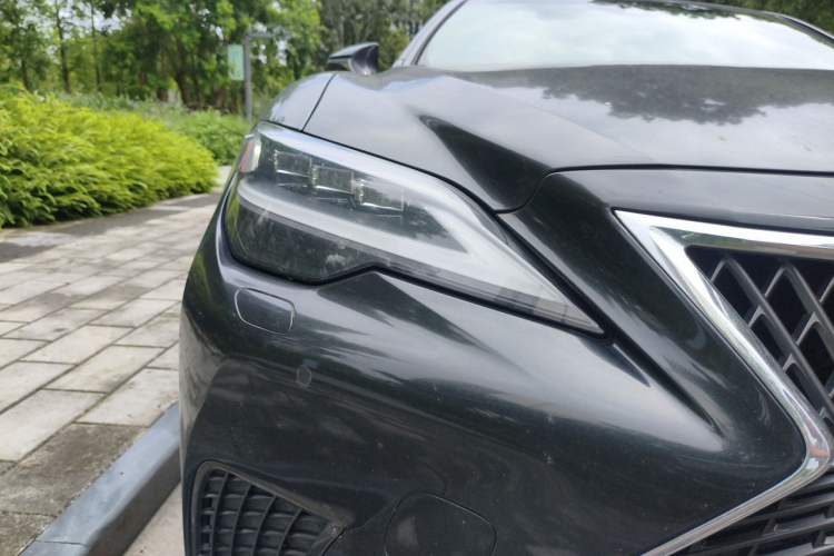 Used Lexus LS 2021 500h Excellence Edition Right Front Headlight