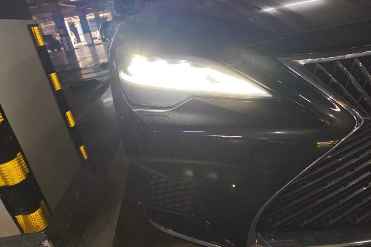 Used Lexus LS 2021 500h Excellence Edition Right Front Headlight