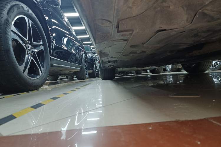 Used Lexus LS 2021 500h Executive Edition Right Side Sill