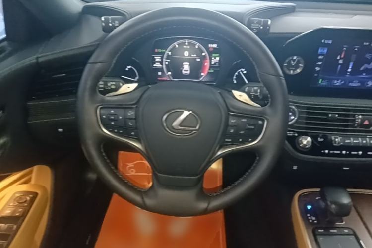 Used Lexus LS 2021 500h Excellence Edition Steering Wheel