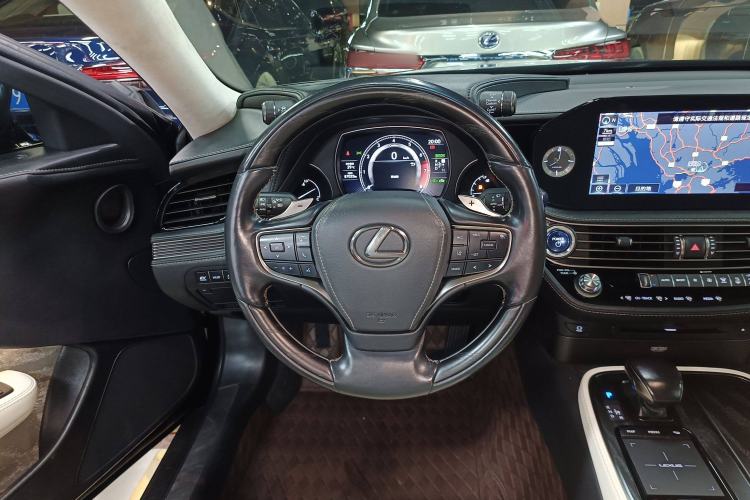 Used Lexus LS 2021 500h Executive Edition Steering Wheel