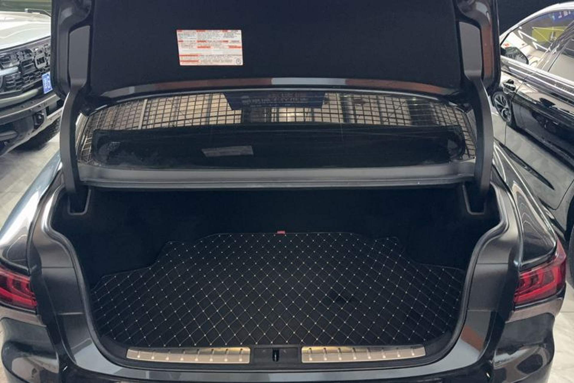 Used Lexus LS 2021 500h Excellence Edition Trunk