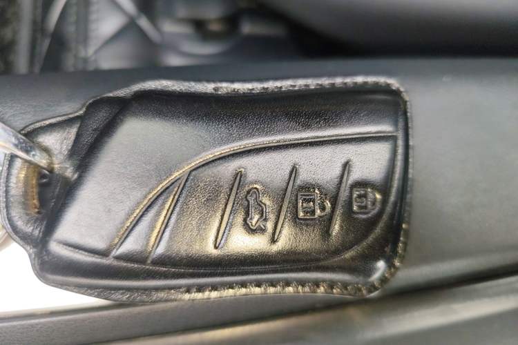 Used Lexus LS 2021 500h Luxury Edition Vehicle Key