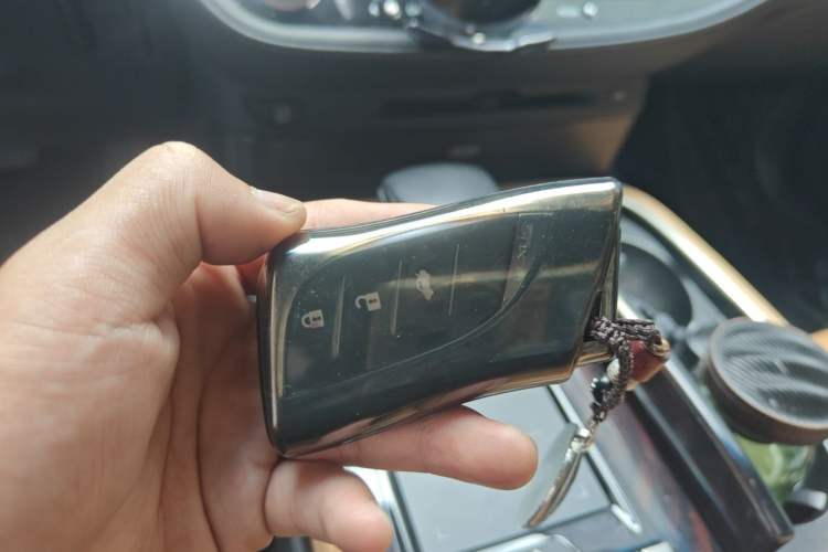 Used Lexus LS 2021 500h Luxury Edition Vehicle Key