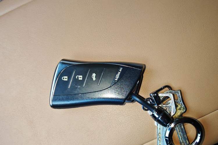 Used Lexus LS 2021 500h Excellence Edition Vehicle Key