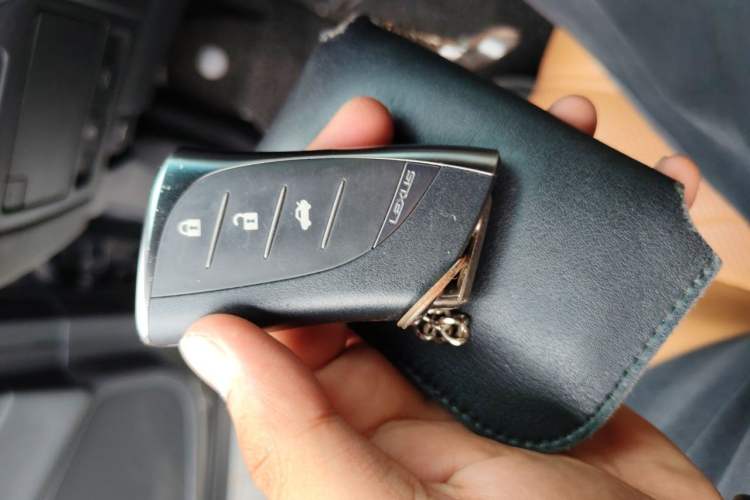 Used Lexus LS 2021 500h Luxury Edition Vehicle Key