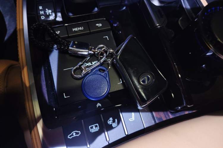 Used Lexus LS 2021 500h Luxury Edition Vehicle Key