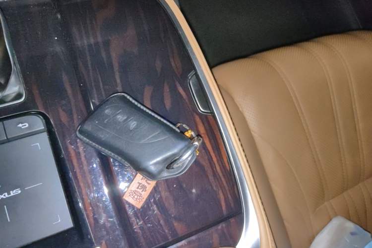 Used Lexus LS 2021 500h Luxury Edition Vehicle Key
