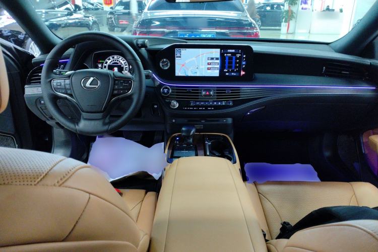 Used Lexus LS 2021 500h Excellence Edition Center Console
