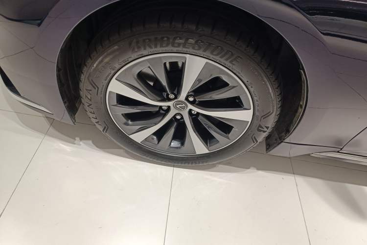 Used Lexus LS 2021 500h Excellence Edition Exterior 4