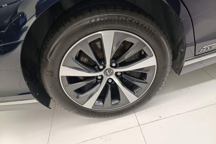 Used Lexus LS 2021 500h Excellence Edition Exterior 5