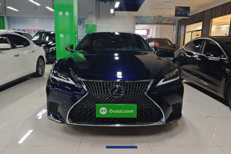 Used Lexus LS 2021 500h Luxury Edition Front