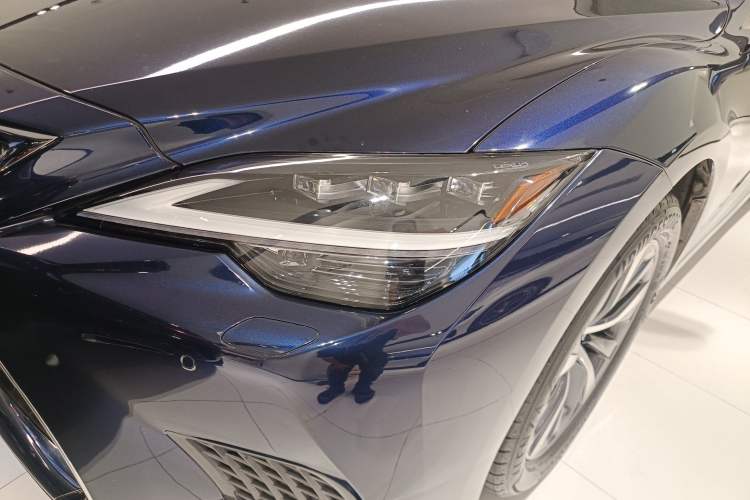 Used Lexus LS 2021 500h Excellence Edition Left Front Headlight