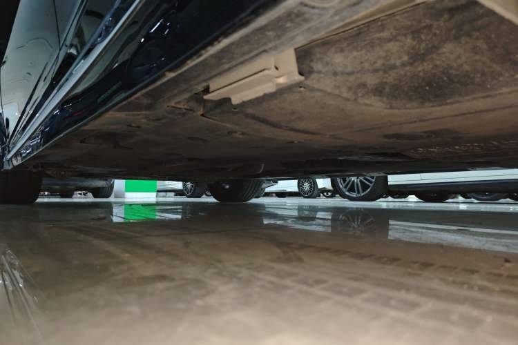 Used Lexus LS 2021 500h Luxury Edition Left Side Sill
