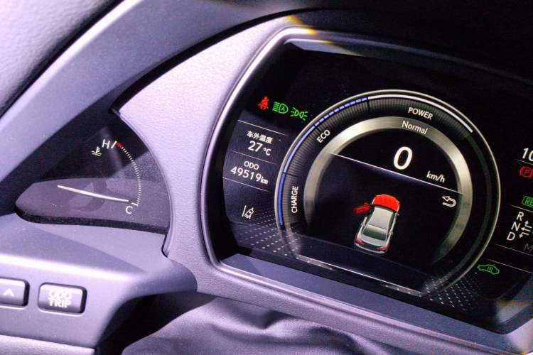 Used Lexus LS 2021 500h Luxury Edition Odometer Close Up