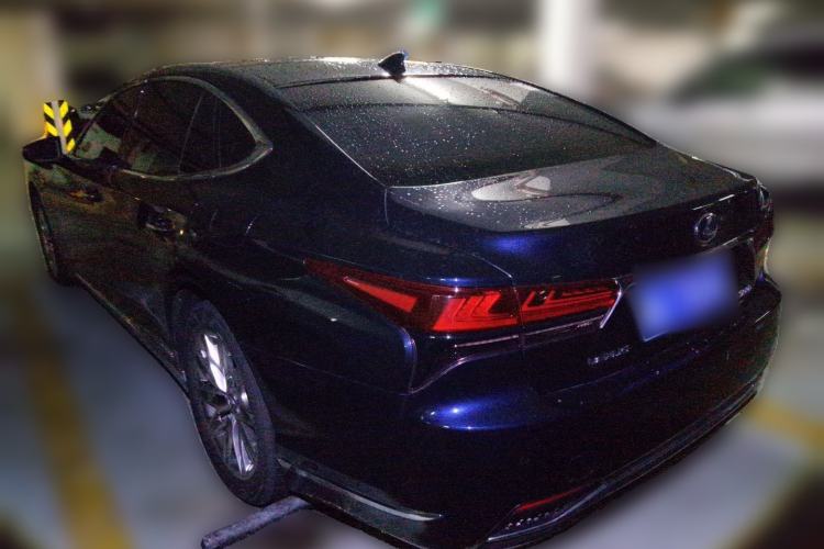 Used Lexus LS 2021 500h Luxury Edition Rear Left 45 Deg