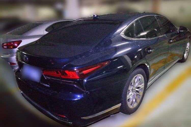 Used Lexus LS 2021 500h Luxury Edition Rear Right 45 Deg