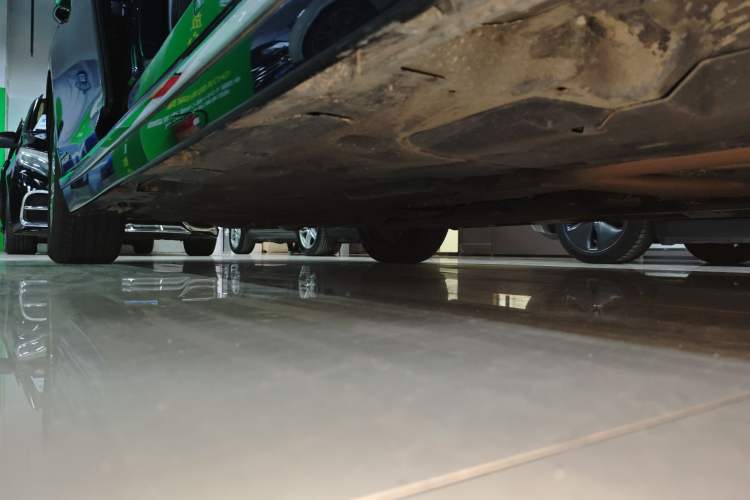 Used Lexus LS 2021 500h Luxury Edition Right Side Sill