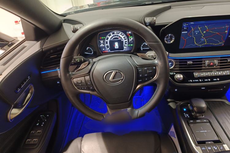 Used Lexus LS 2021 500h Excellence Edition Steering Wheel