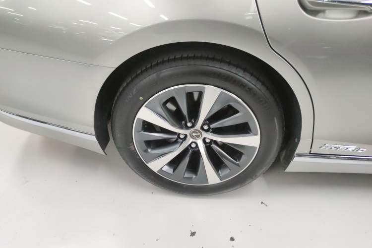 Used Lexus LS 2021 500h Excellence Edition Exterior 6
