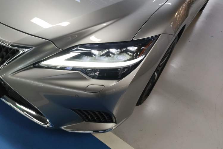 Used Lexus LS 2021 500h Excellence Edition Left Front Headlight