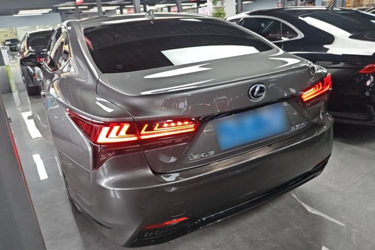 Used Lexus LS 2021 500h Excellence Edition Rear Left 45 Deg