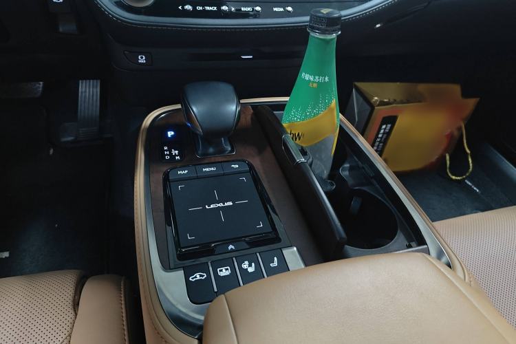 Used Lexus LS 2021 500h Excellence Edition Gear Lever