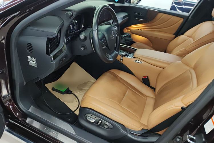 Used Lexus LS 2021 500h Excellence Edition Left Front Seat