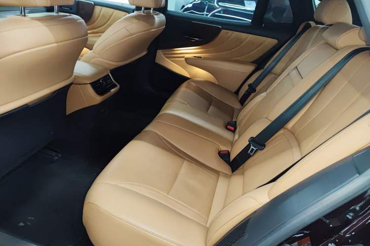 Used Lexus LS 2021 500h Excellence Edition Left Rear Seat